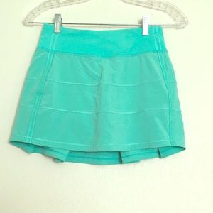 Lululemon tennis skirts size 2 tall